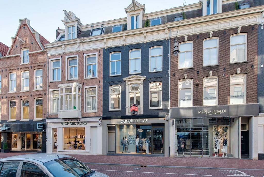 Flat Pieter Cornelisz. Hooftstraat 111 B