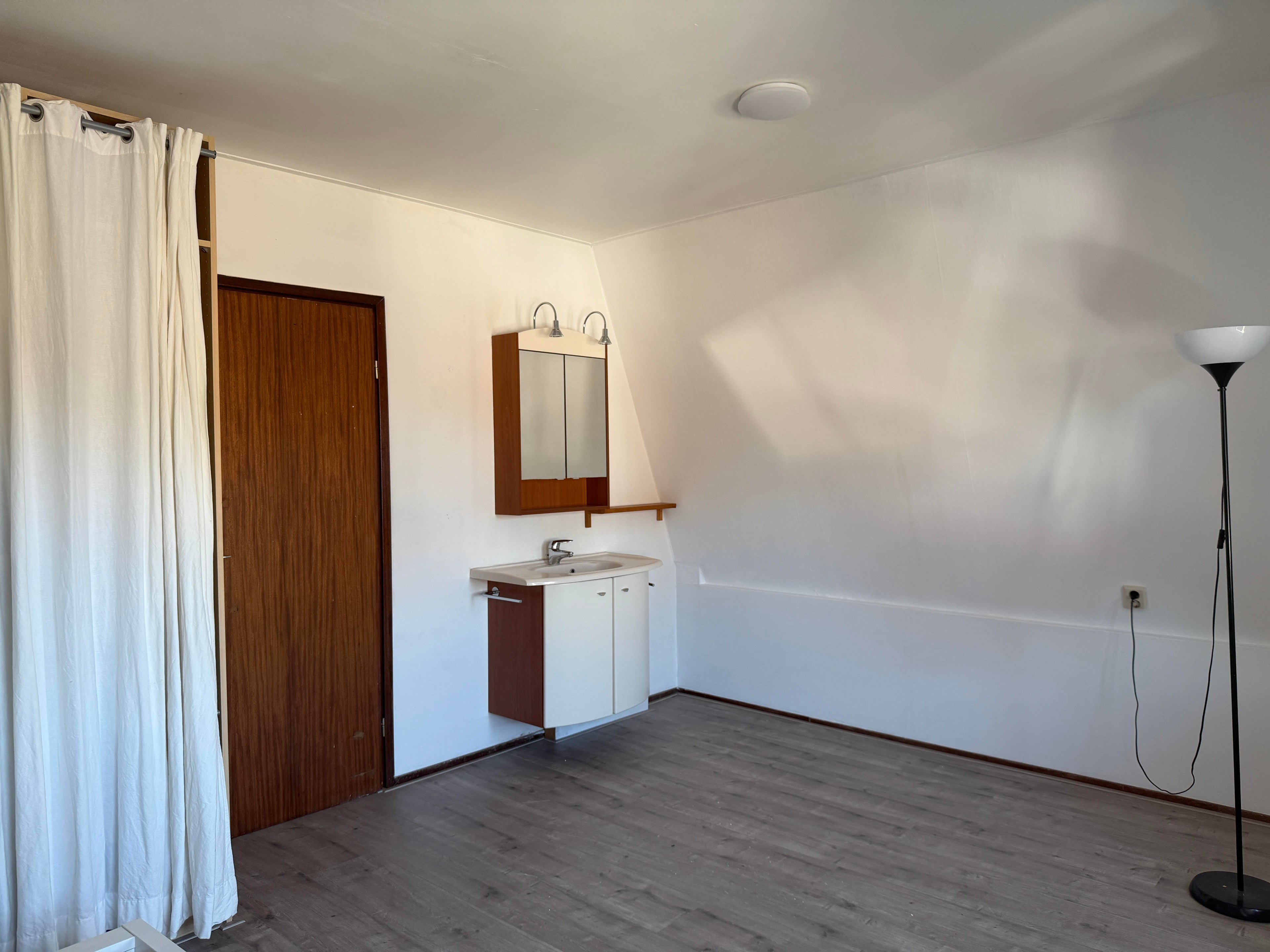 Woning te koop: Beestenmarkt, Leiden