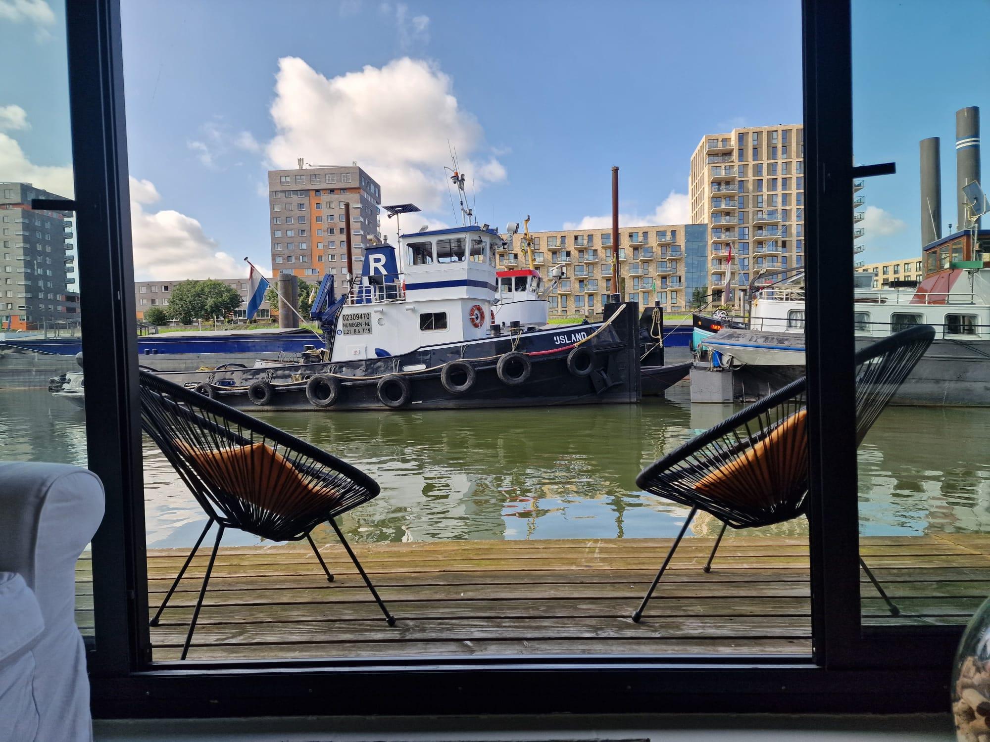 Huis Waalhaven in Nijmegen
