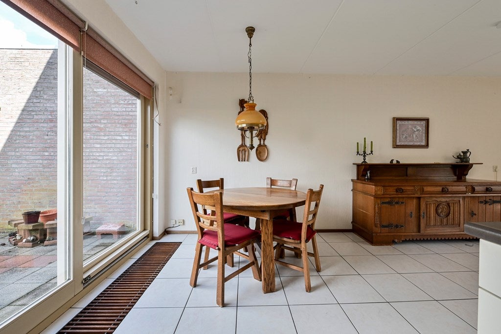 Tussenwoning te koop: Kievitsbloem 21, Nootdorp