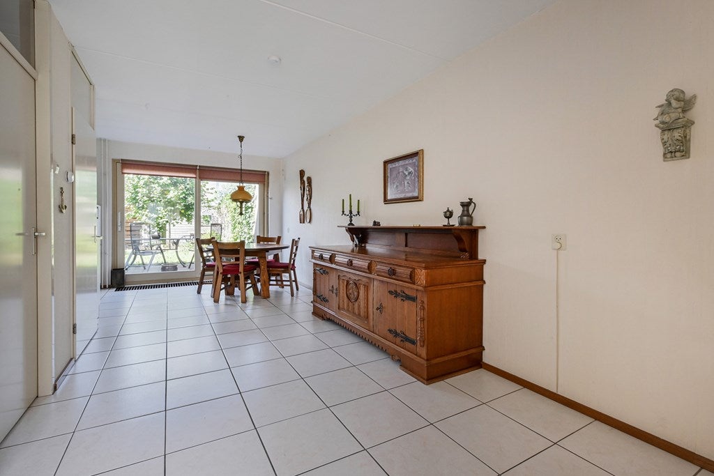 Tussenwoning te koop: Kievitsbloem 21, Nootdorp
