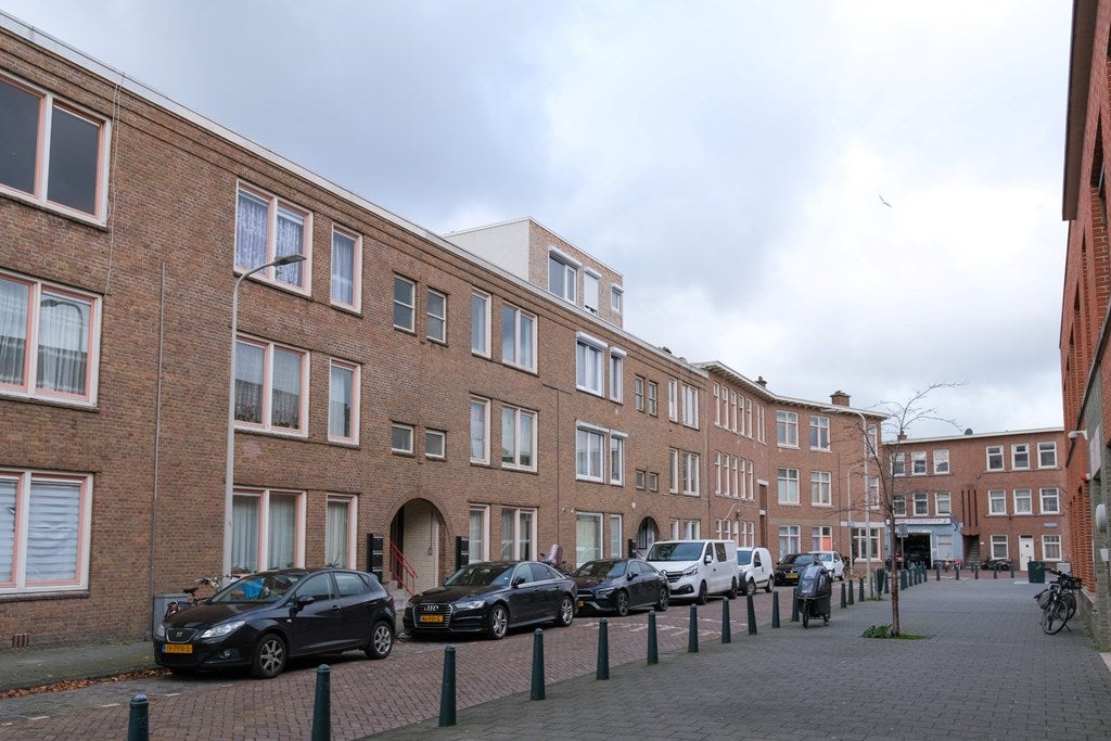 Appartement Colensostraat 17 in Den Haag