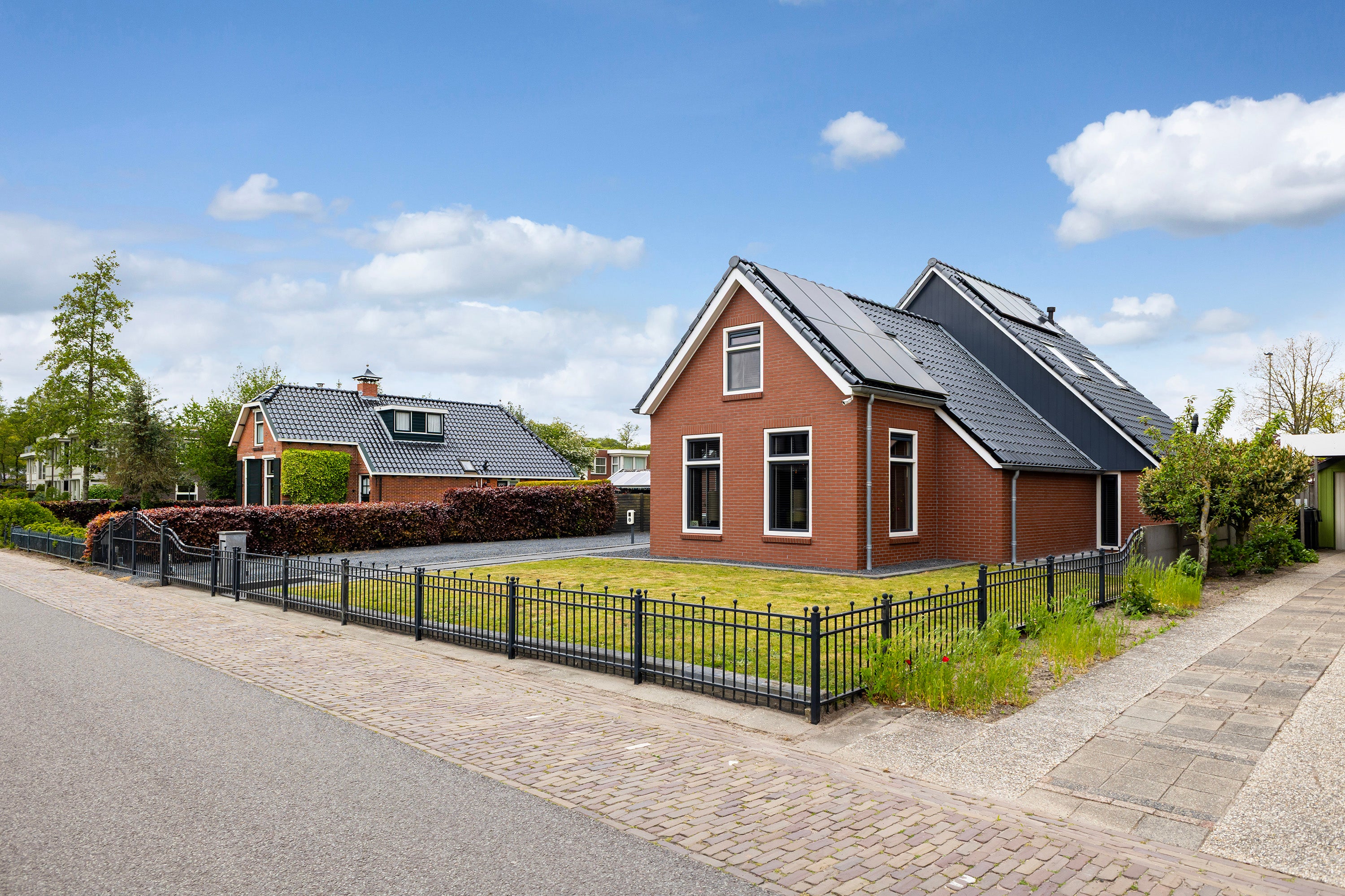 Huis Douwelaan 39 in Oentsjerk