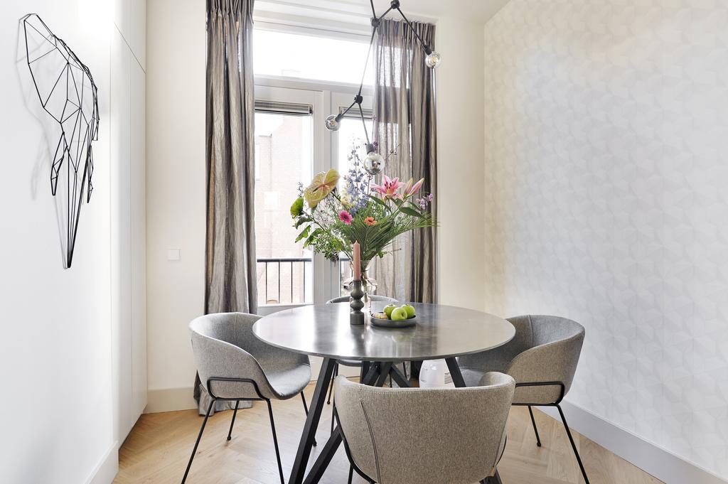 Woning te huur: Pieter Cornelisz. Hooftstraat, Amsterdam