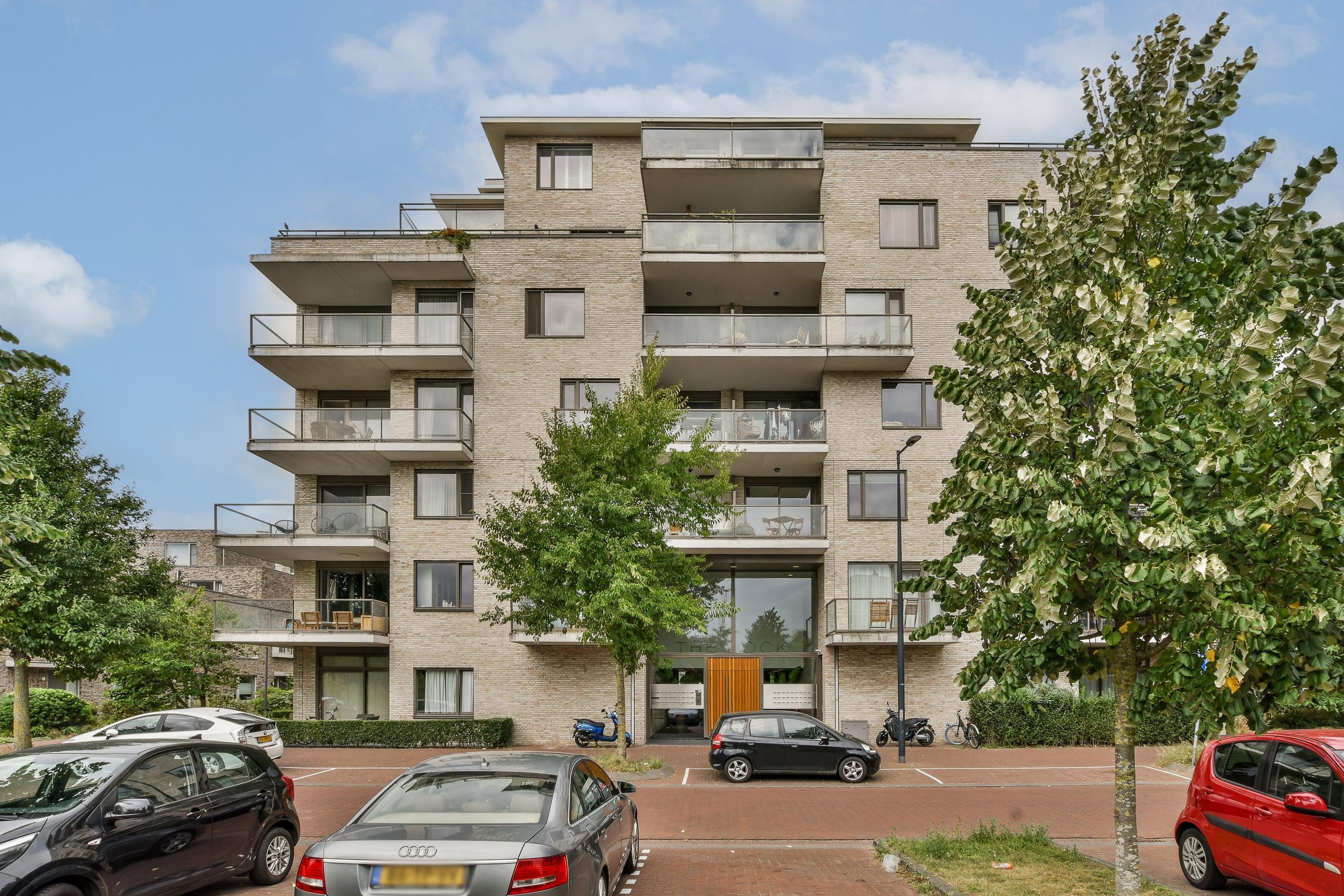 Flat Rie Mastenbroekstraat 39