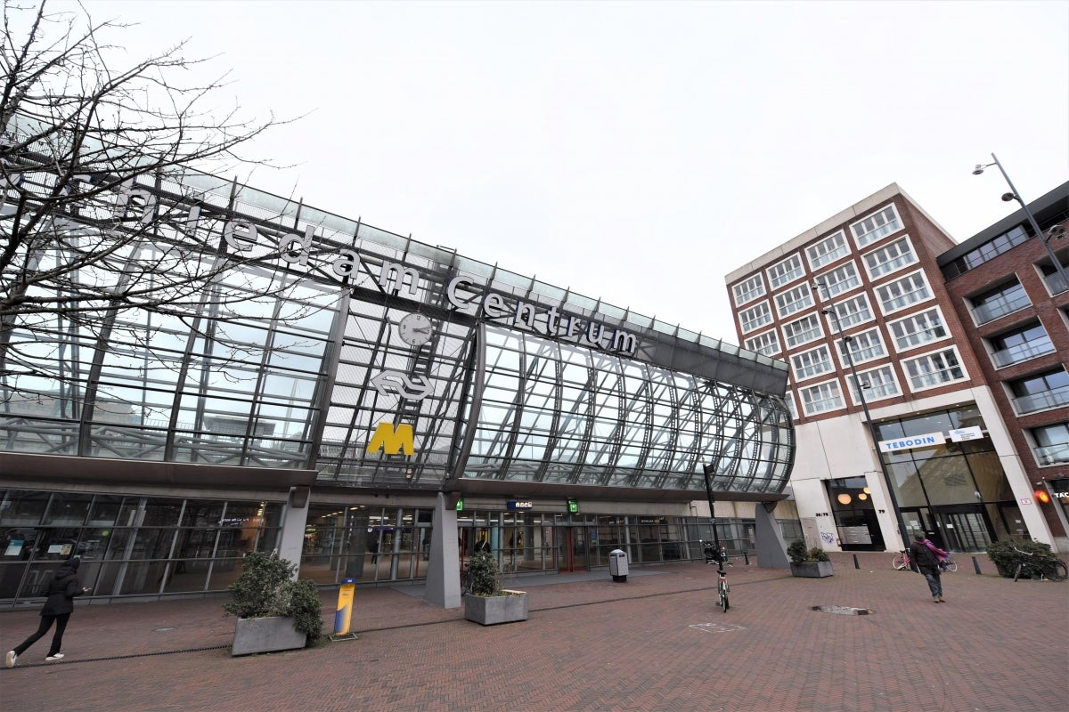 Appartement Stationsplein in Schiedam