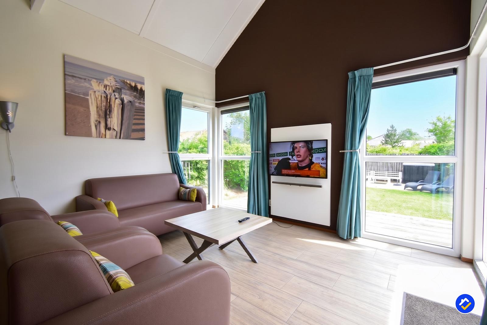 Vrijstaande woning te koop: Oude Nieuwlandseweg 11B4, Ouddorp