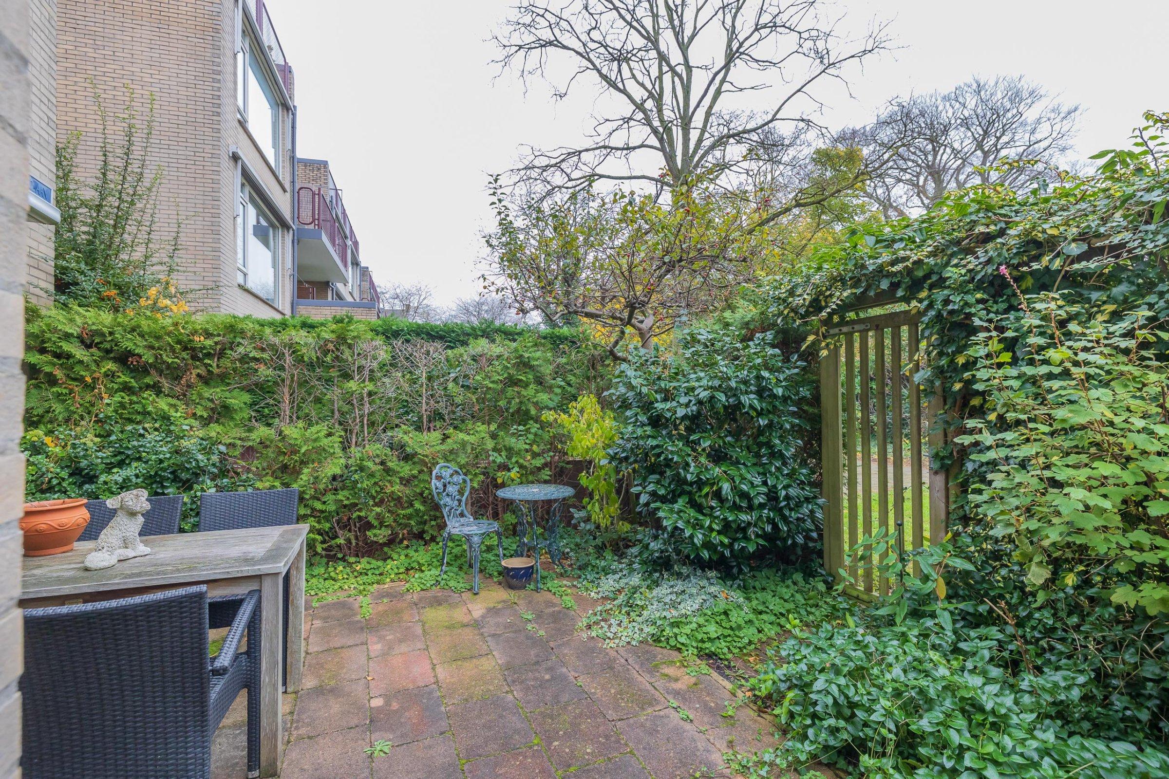 Appartement te huur: Zadelmakerslaan 84, Haarlem