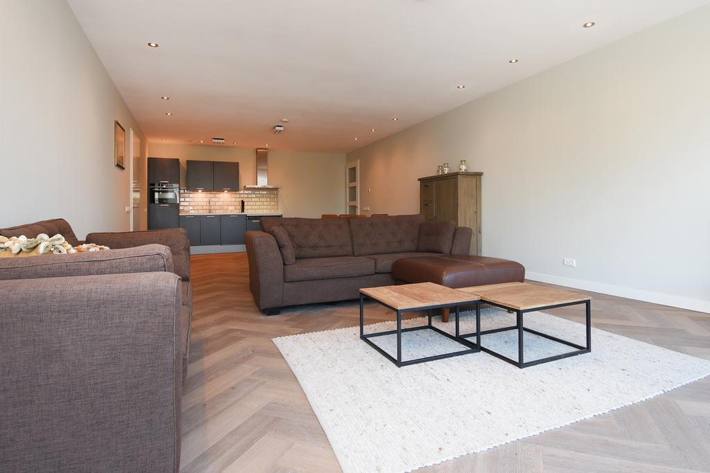 Appartement Escamplaan 888 A in Den Haag
