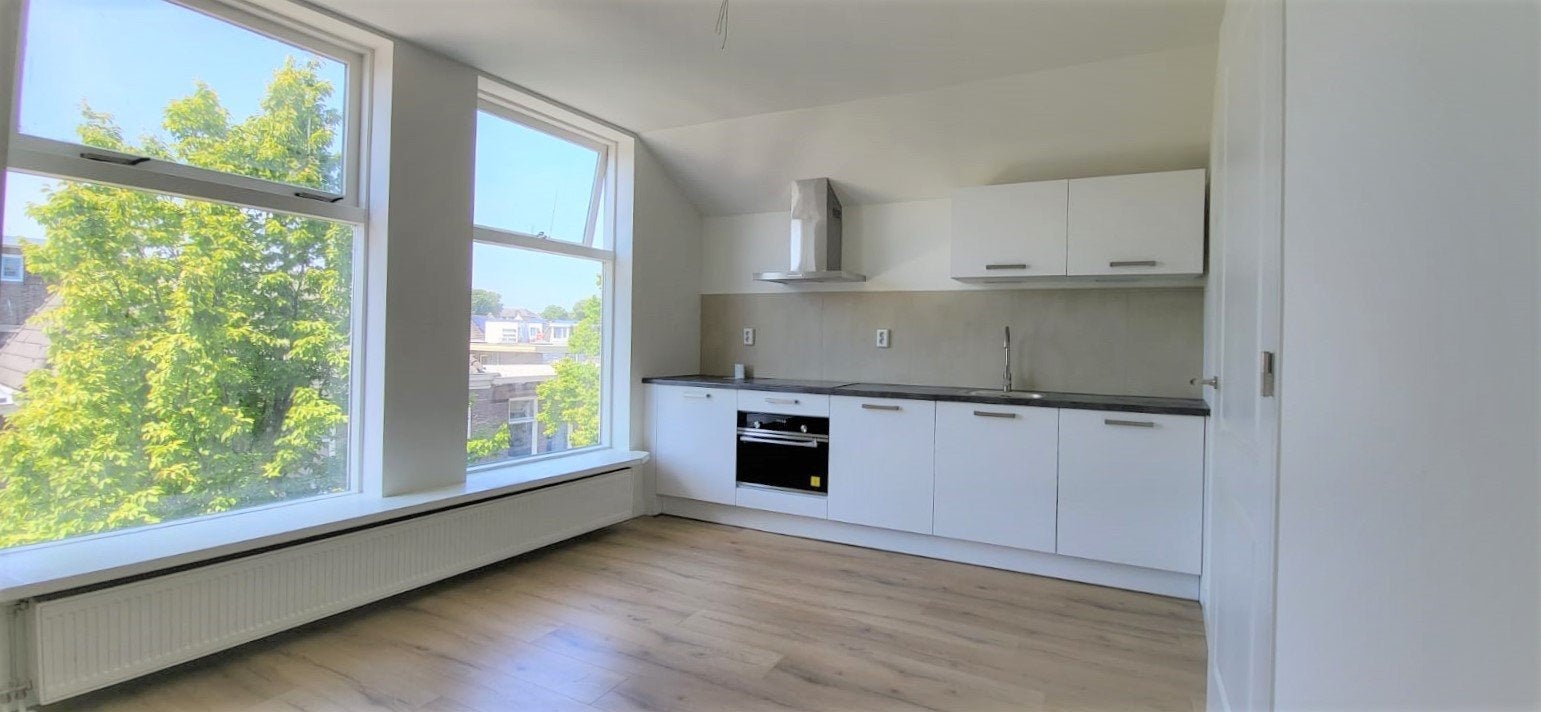 Woning te huur: Herenstraat, Leiden