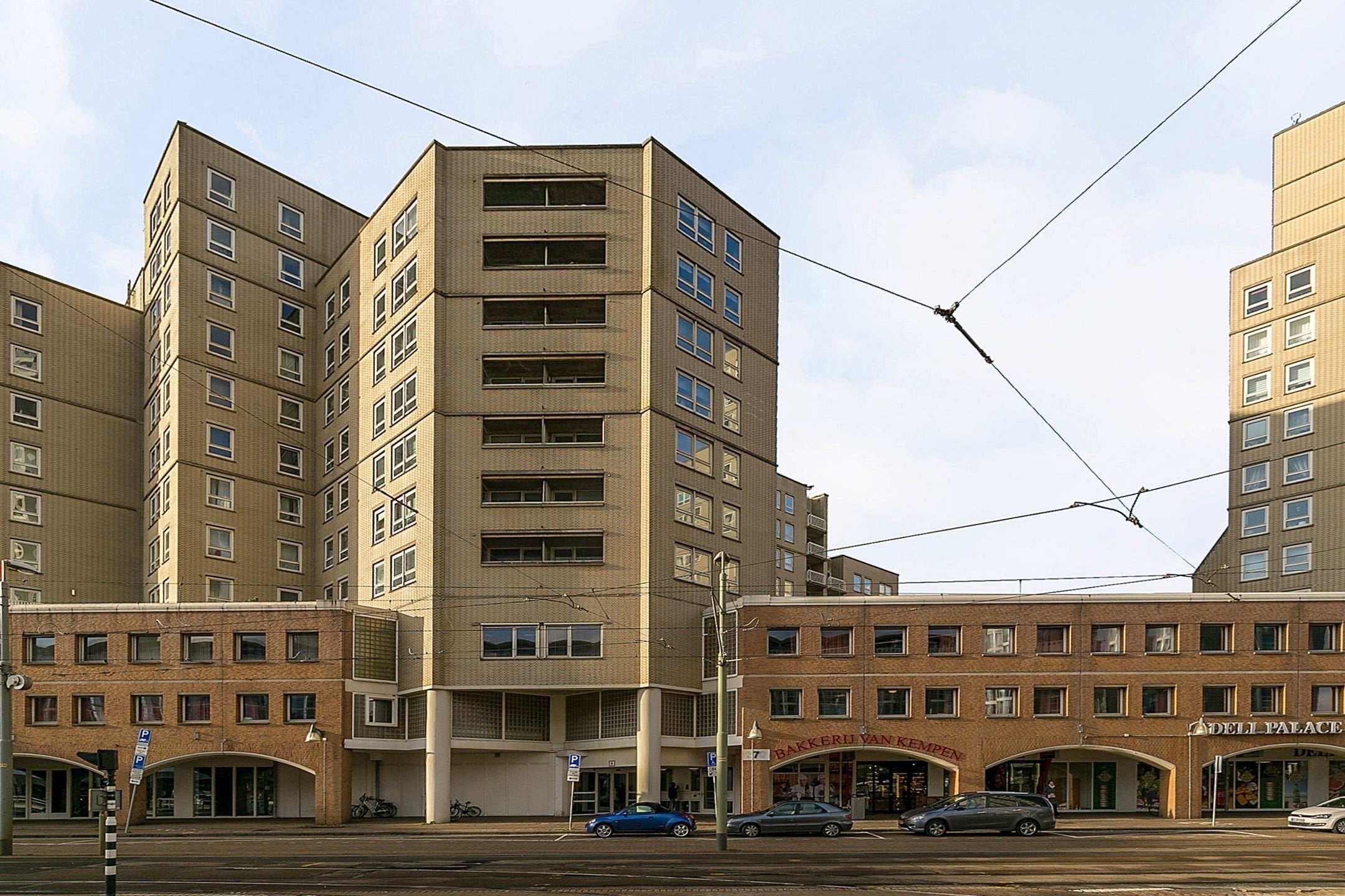 Appartement Gevers Deynootweg in Den Haag