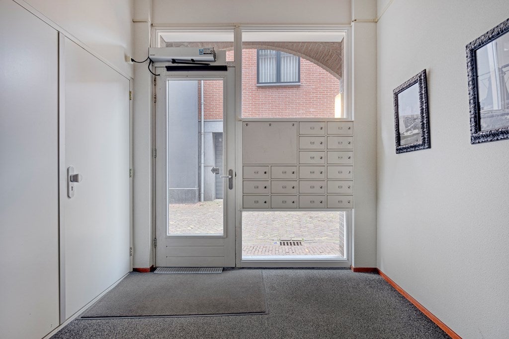 Appartement te koop: Basiliekstraatje 16, Hulst