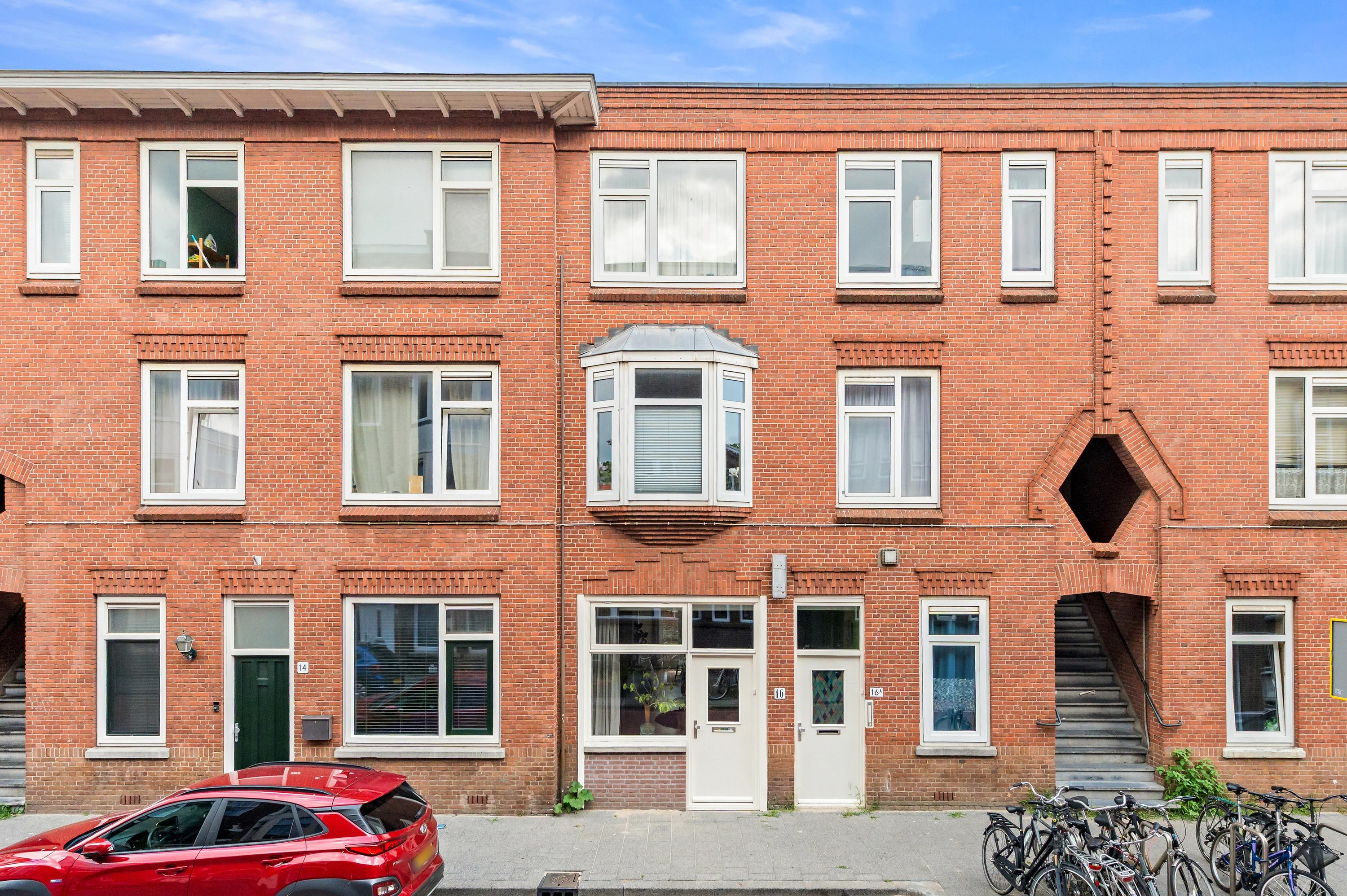 Appartement Gouwestraat 16 in Den Haag