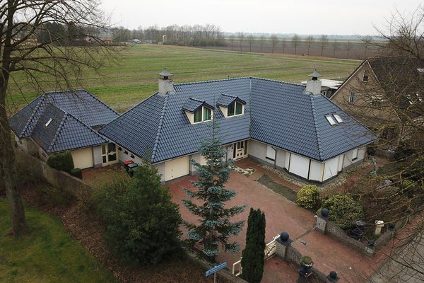 Huis Zr. Simpliciastraat 16 in Emmer-Compascuum