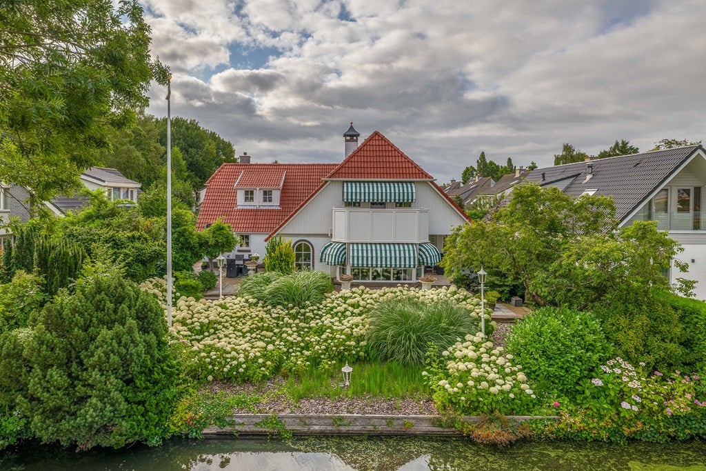 Huis Woubrechterf 37 in Waddinxveen