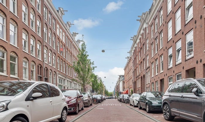 Te huur: Appartement Van Oldenbarneveldtstraat in Amsterdam