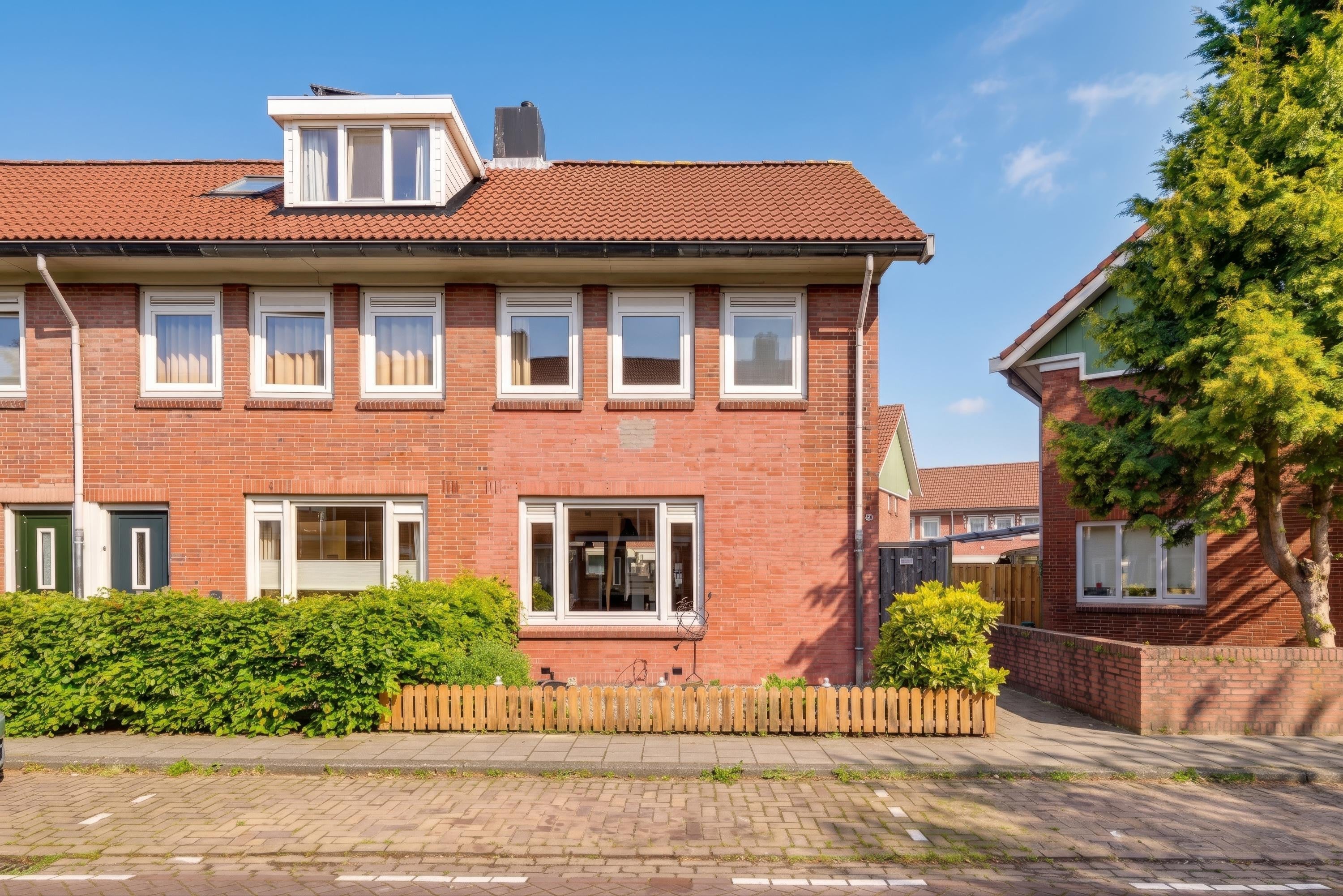 Huis Schiermonnikoogstraat 10 in Amsterdam