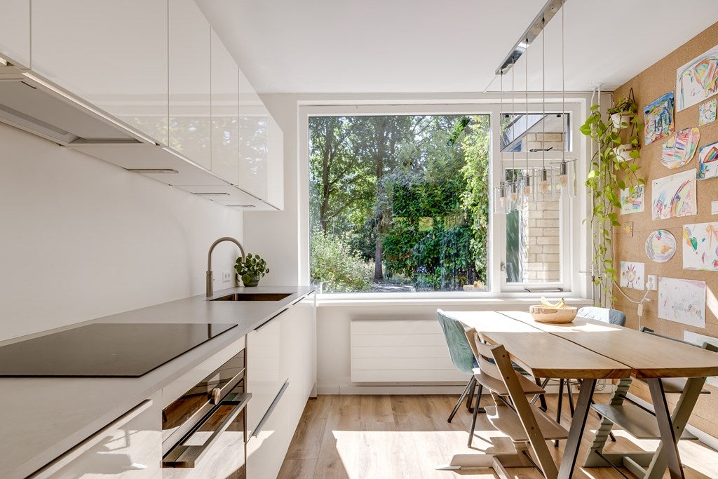 Tussenwoning te koop: Vlieland 186, Utrecht