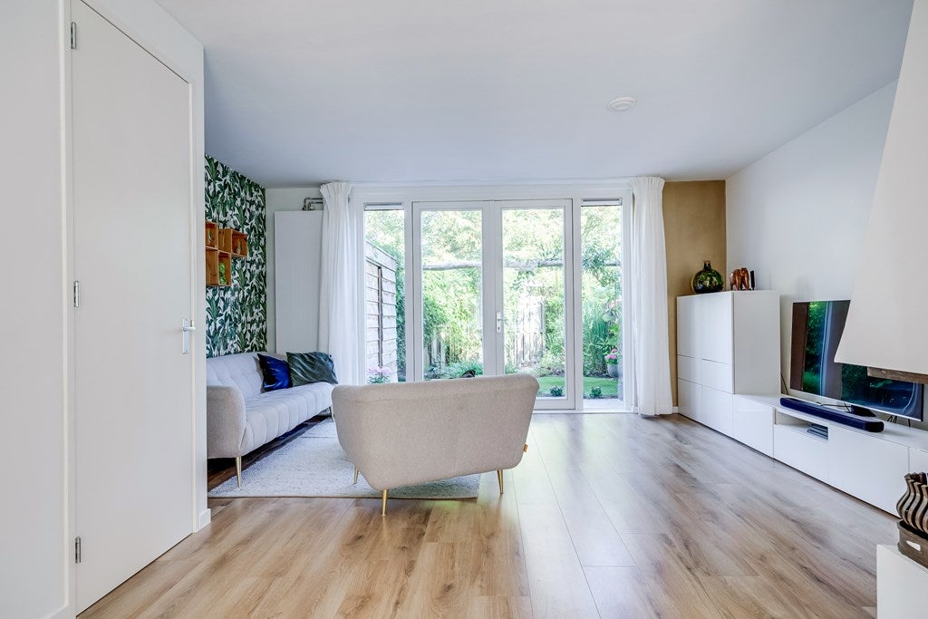 Tussenwoning te koop: Vlieland 186, Utrecht