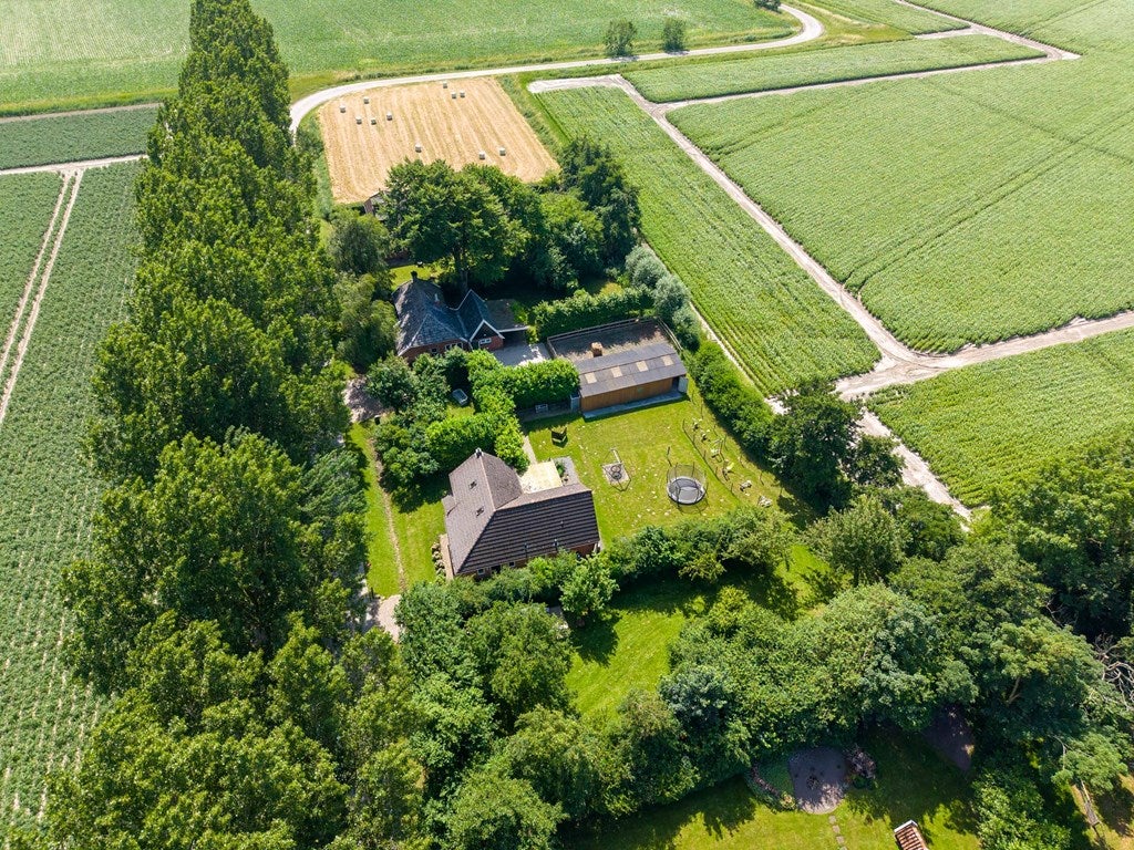 Huis Oostpolderweg 11 in Spijk