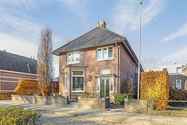 Huis te koop 't Dorp 122 in Heesch voor € 995.000