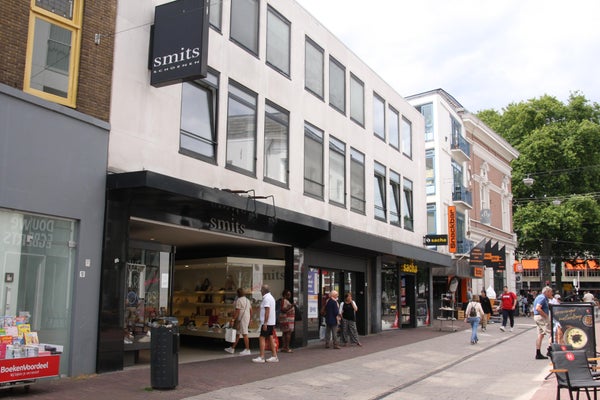 Lombardsteeg 13