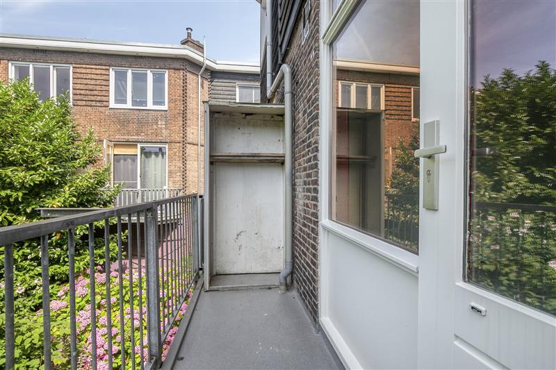 Appartement te koop: Gentiaanplein 13-1, Amsterdam