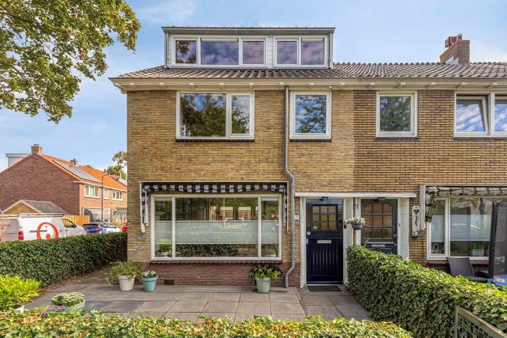 Huis Oostertuinen 43 in Beverwijk