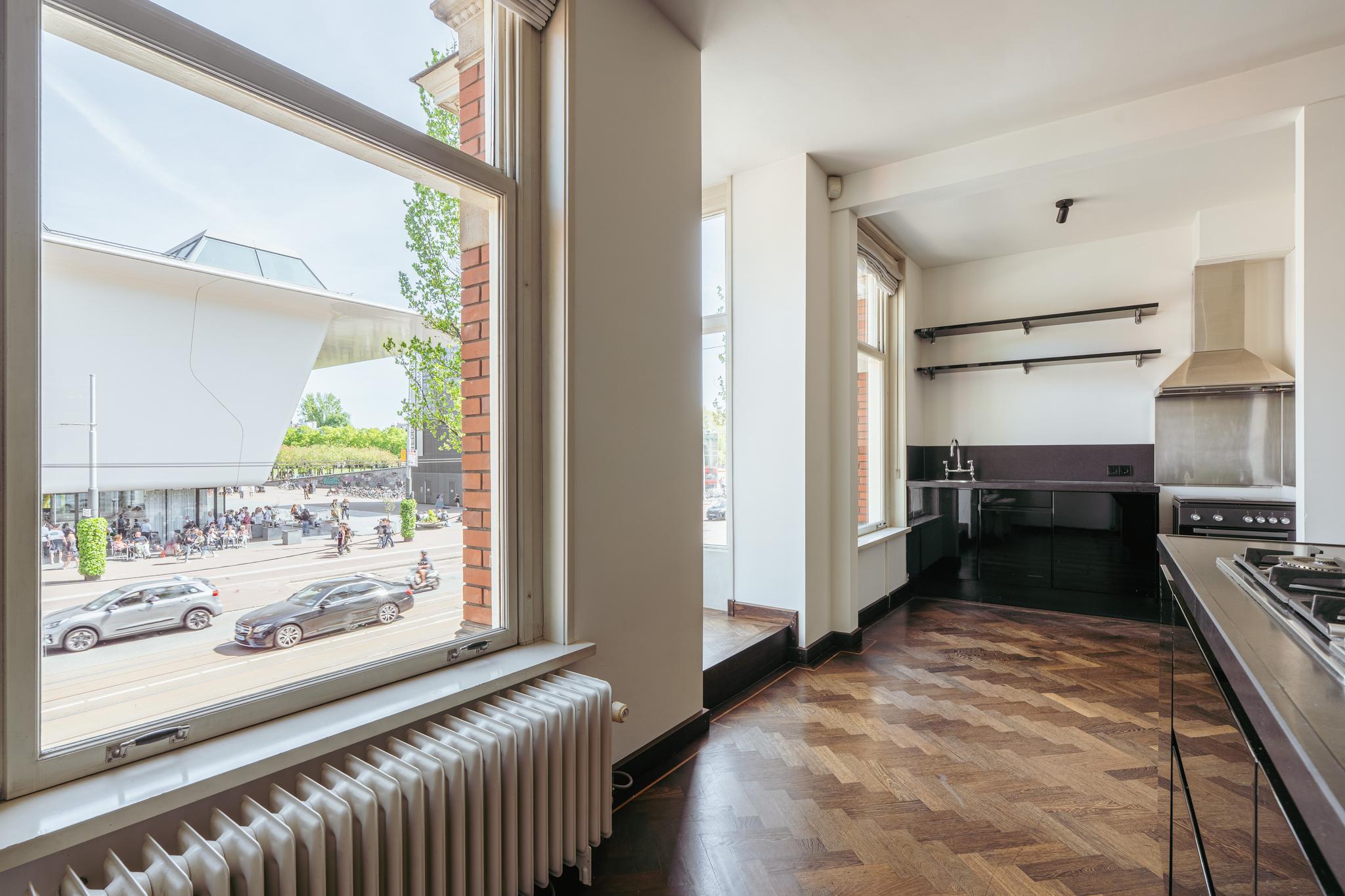 Te huur Appartement Van Baerlestraat in Amsterdam