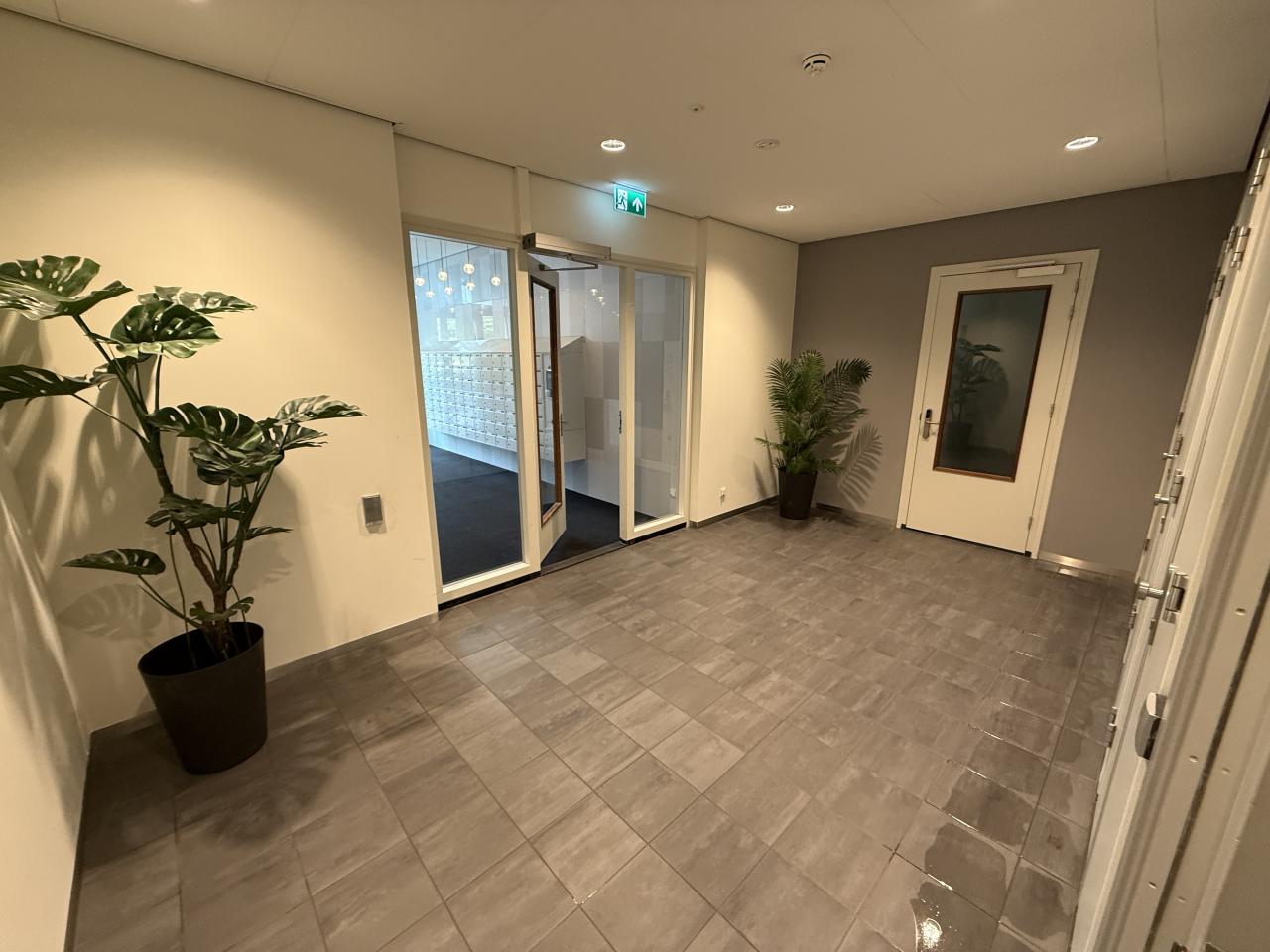 Appartement te huur: Haarlemmerweg 956, Amsterdam
