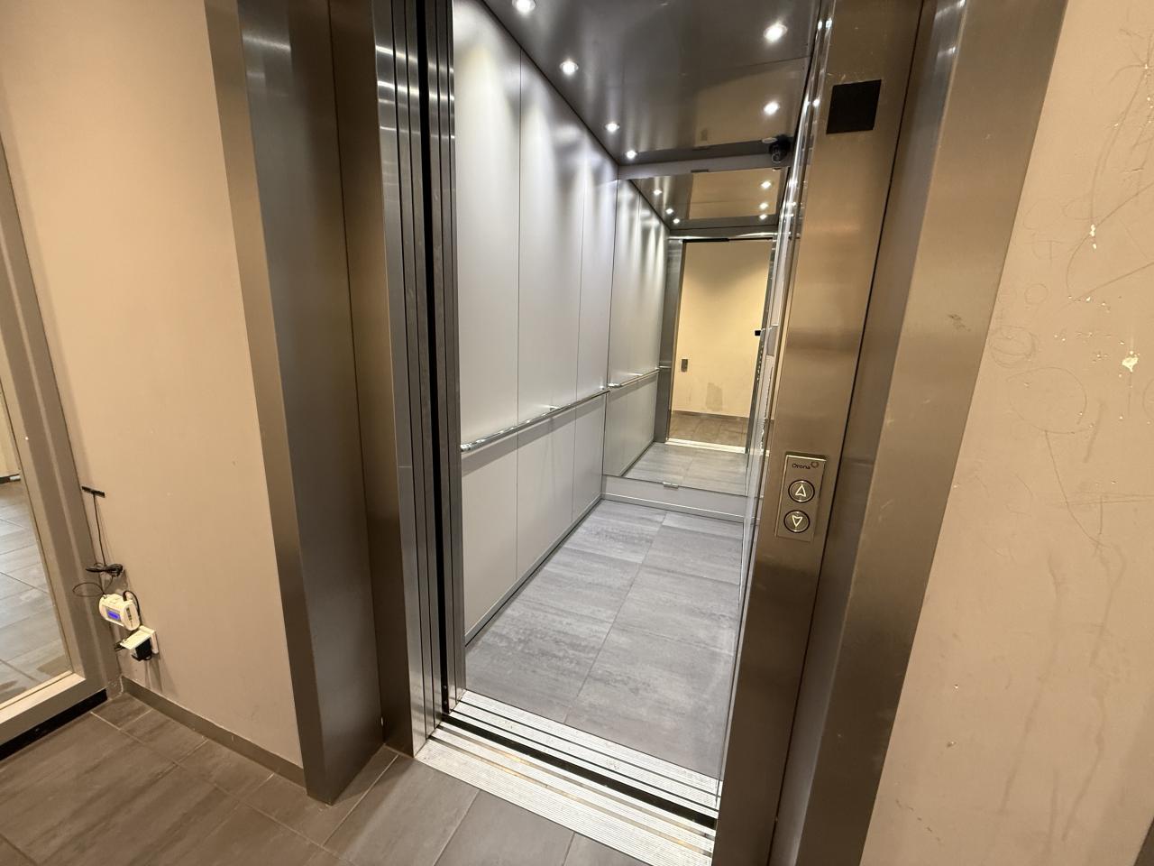 Appartement te huur: Haarlemmerweg 956, Amsterdam