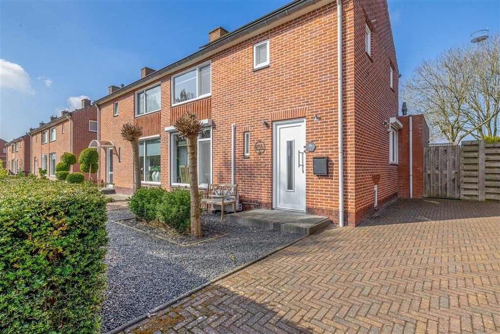 Huis Burgemeester Venemastraat 14 in Muntendam