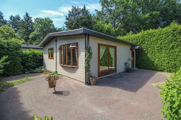 Huis te koop Lange Zuiderweg 27 22 in Voorthuizen voor € 68.500 k.k.
