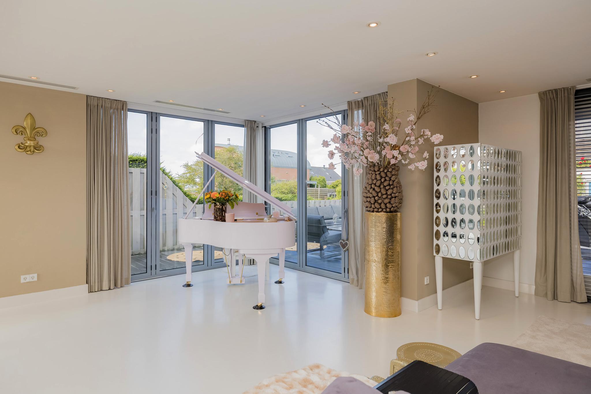 Vrijstaande woning te koop: Nassaulaan 12, Kaag