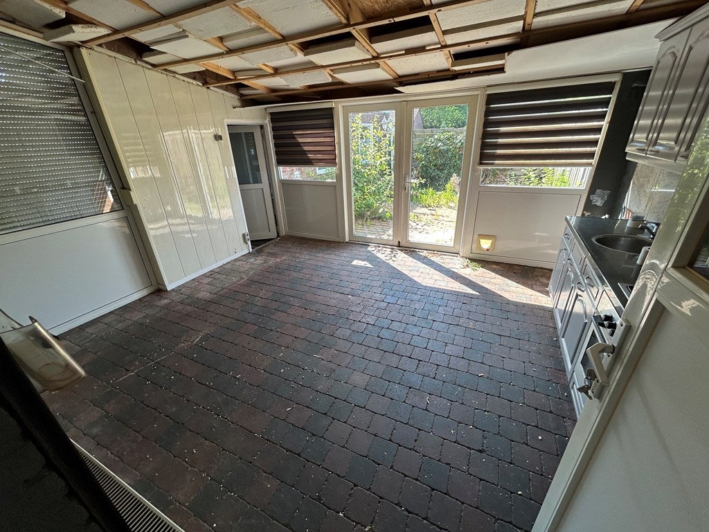 Twee-onder-één-kap te koop: Georg Ohmstraat 16, Hoensbroek