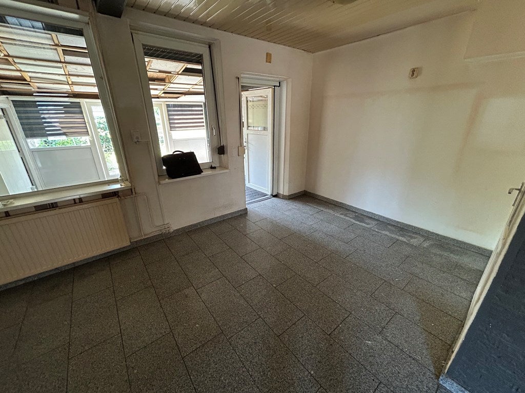 Twee-onder-één-kap te koop: Georg Ohmstraat 16, Hoensbroek