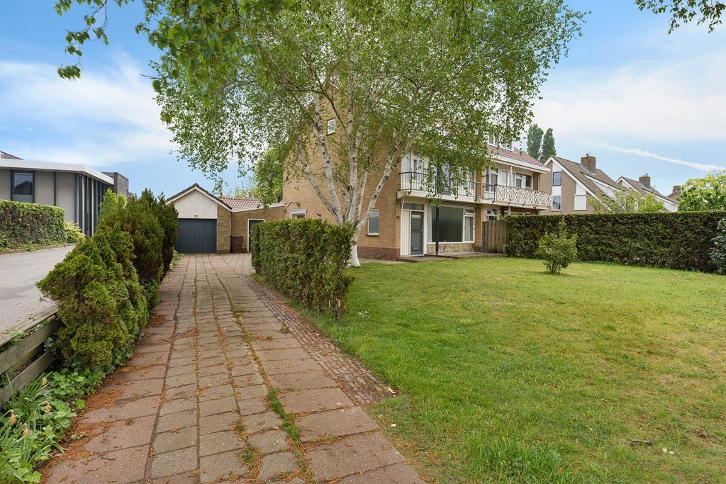 Huis Rijnsburgerweg 84 in Oegstgeest