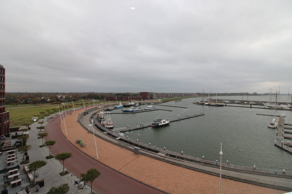 Appartement aan de Claerbeek in Lelystad (8242 KG)