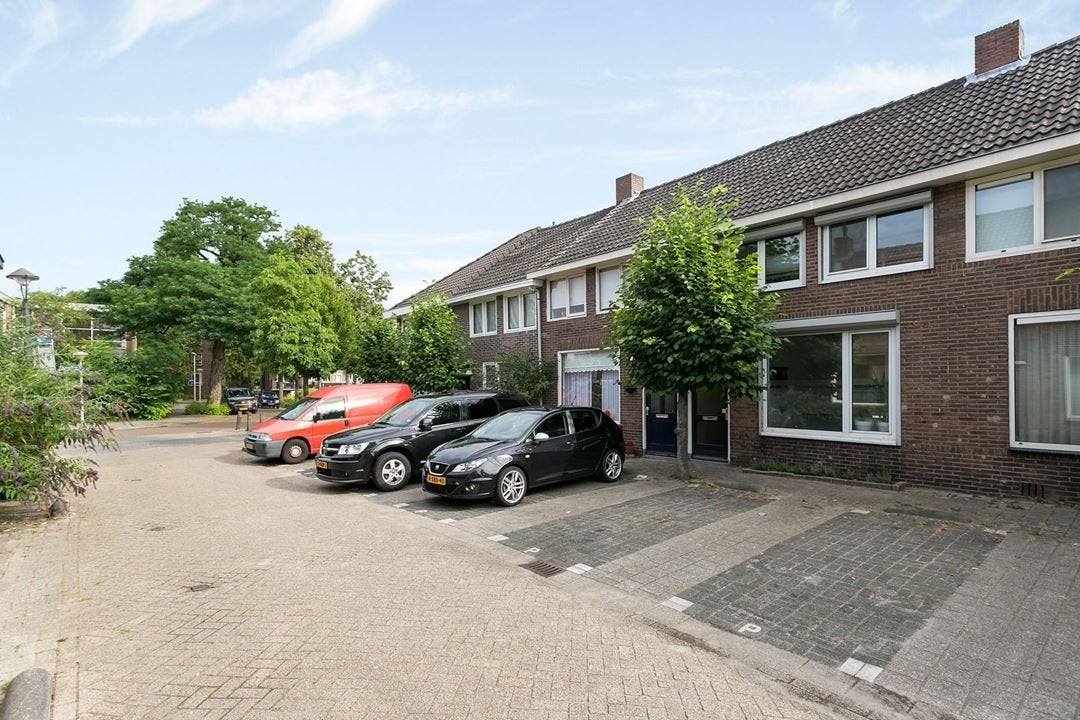 Te huur Huis Baarsstraat in Eindhoven