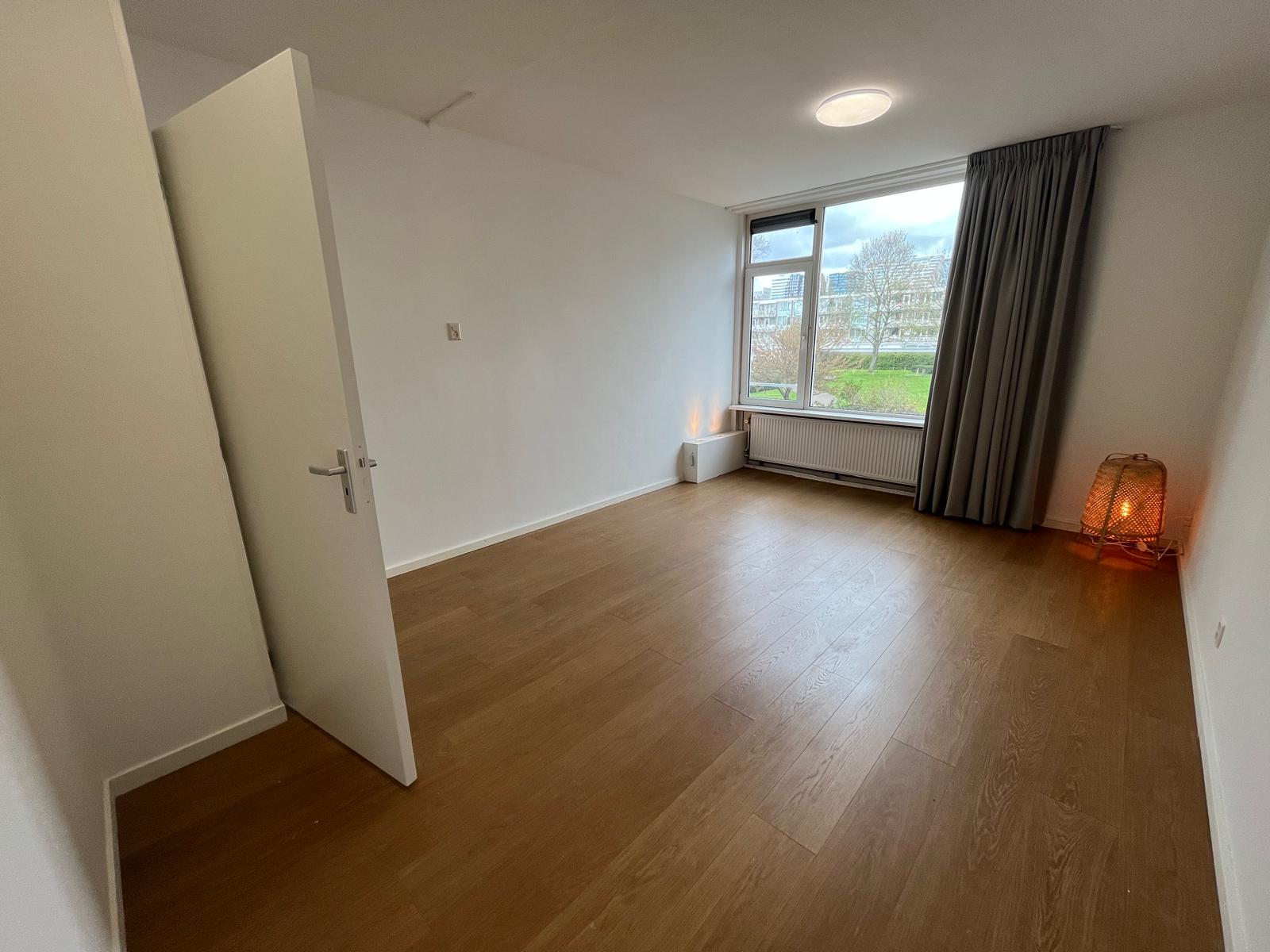 Flat Doddendaal 177