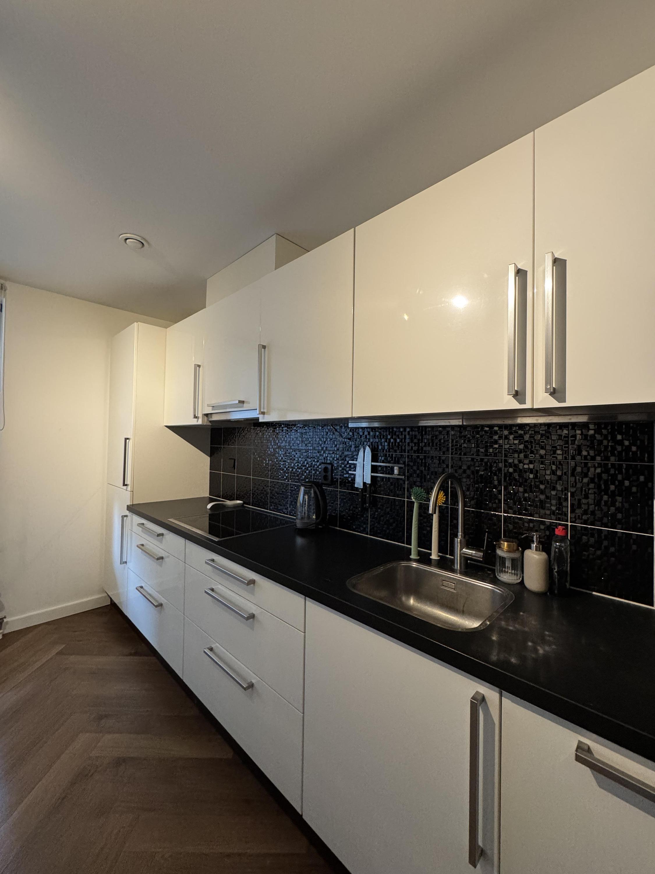 Appartement te huur: Vierambachtsstraat 159, Rotterdam