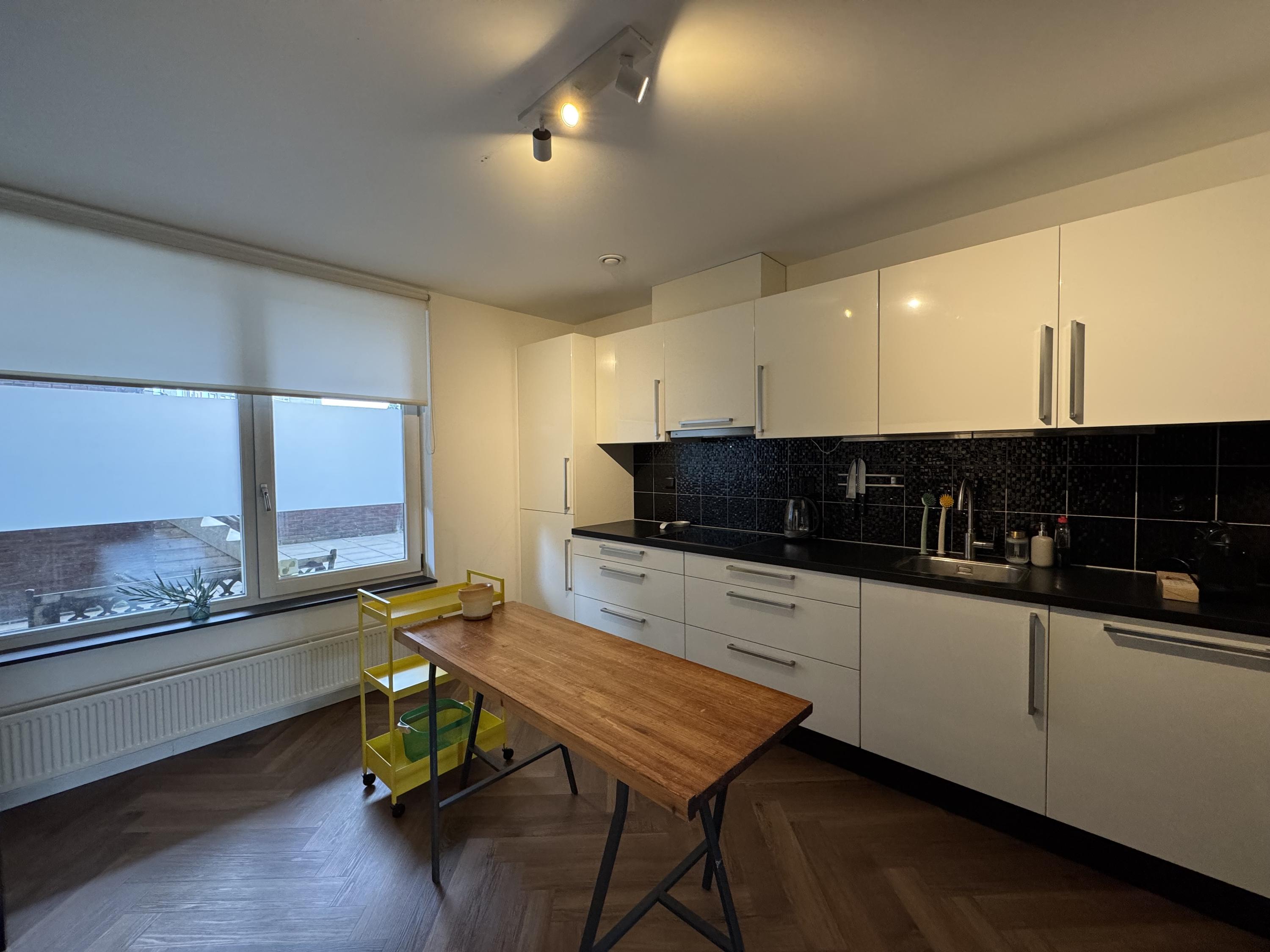 Appartement te huur: Vierambachtsstraat 159, Rotterdam
