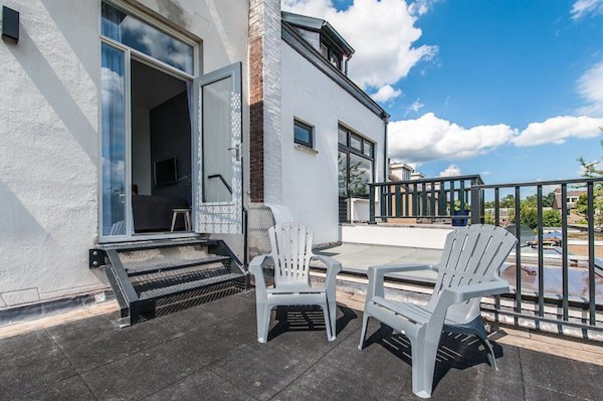 Woning te huur: Lage Naarderweg, Hilversum