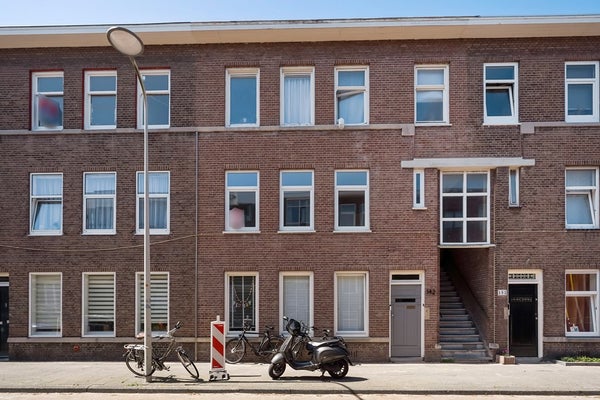 Appartement Meidoornstraat 144 in Den Haag