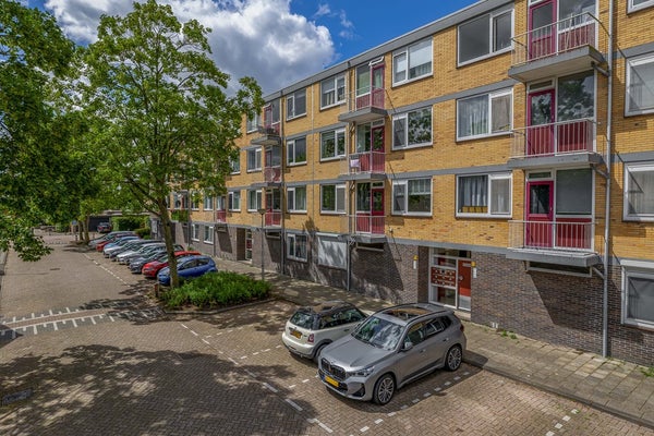 Appartement Justus van Effenlaan 38 in Waddinxveen