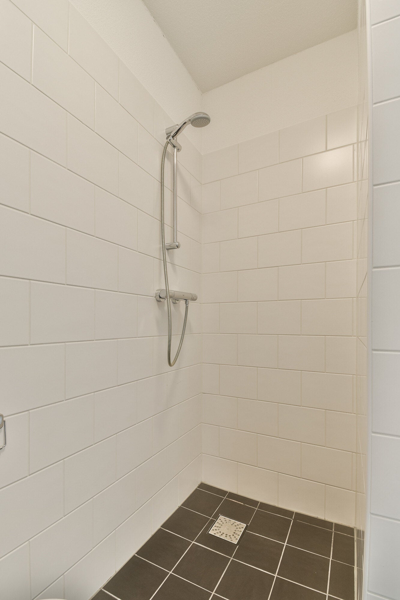 Studio te huur: Waldorpstraat 1010, 'S-Gravenhage