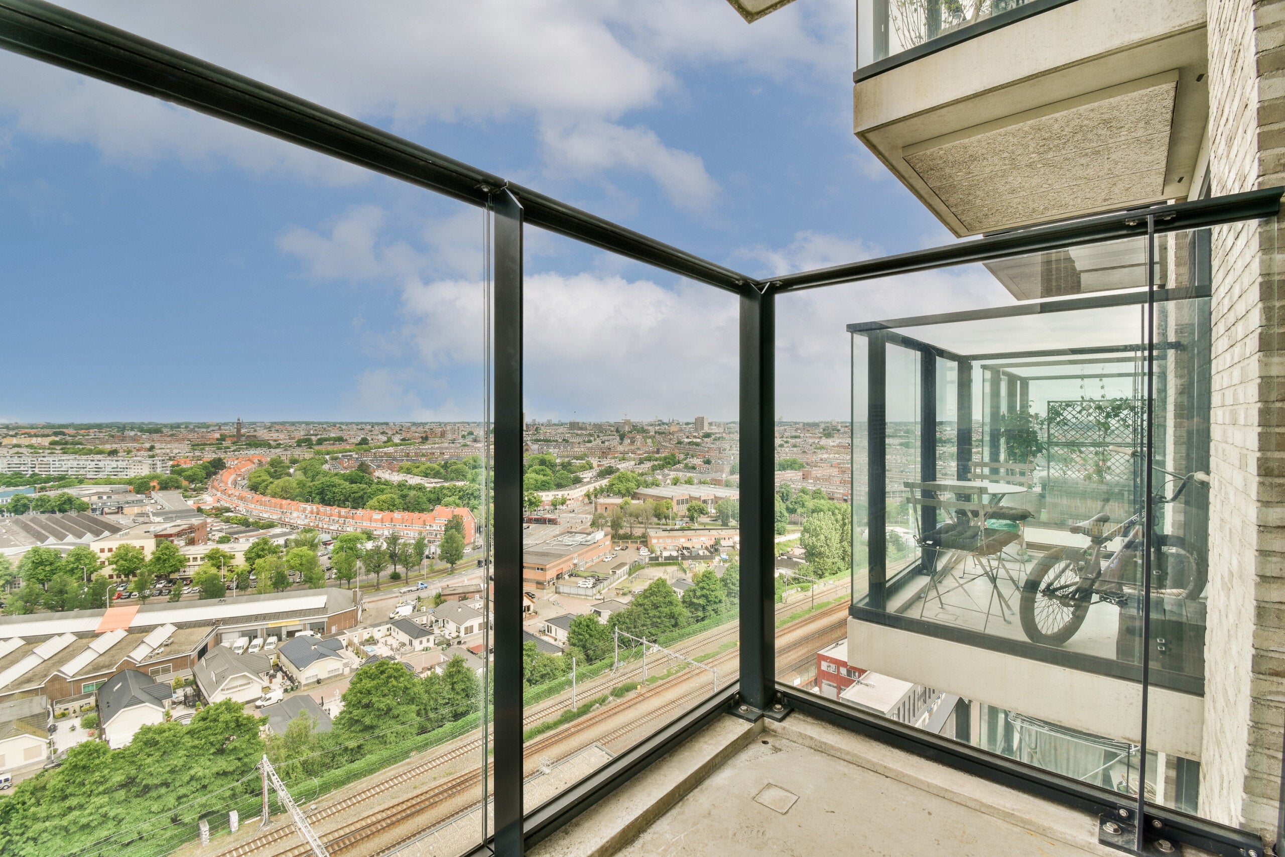 Studio te huur: Waldorpstraat 1010, 'S-Gravenhage