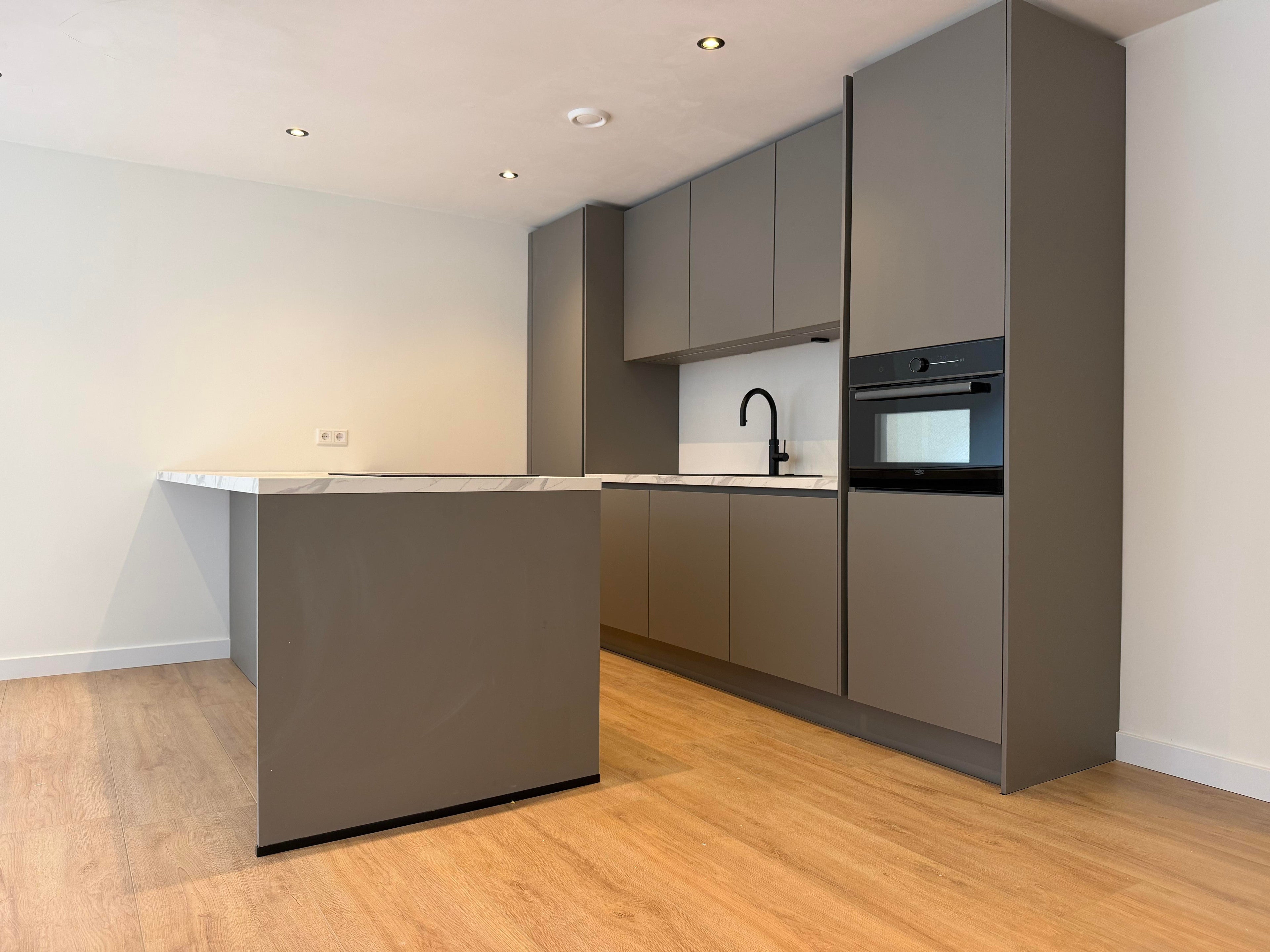 Studio te huur: Marktstraat 33, Kerkrade
