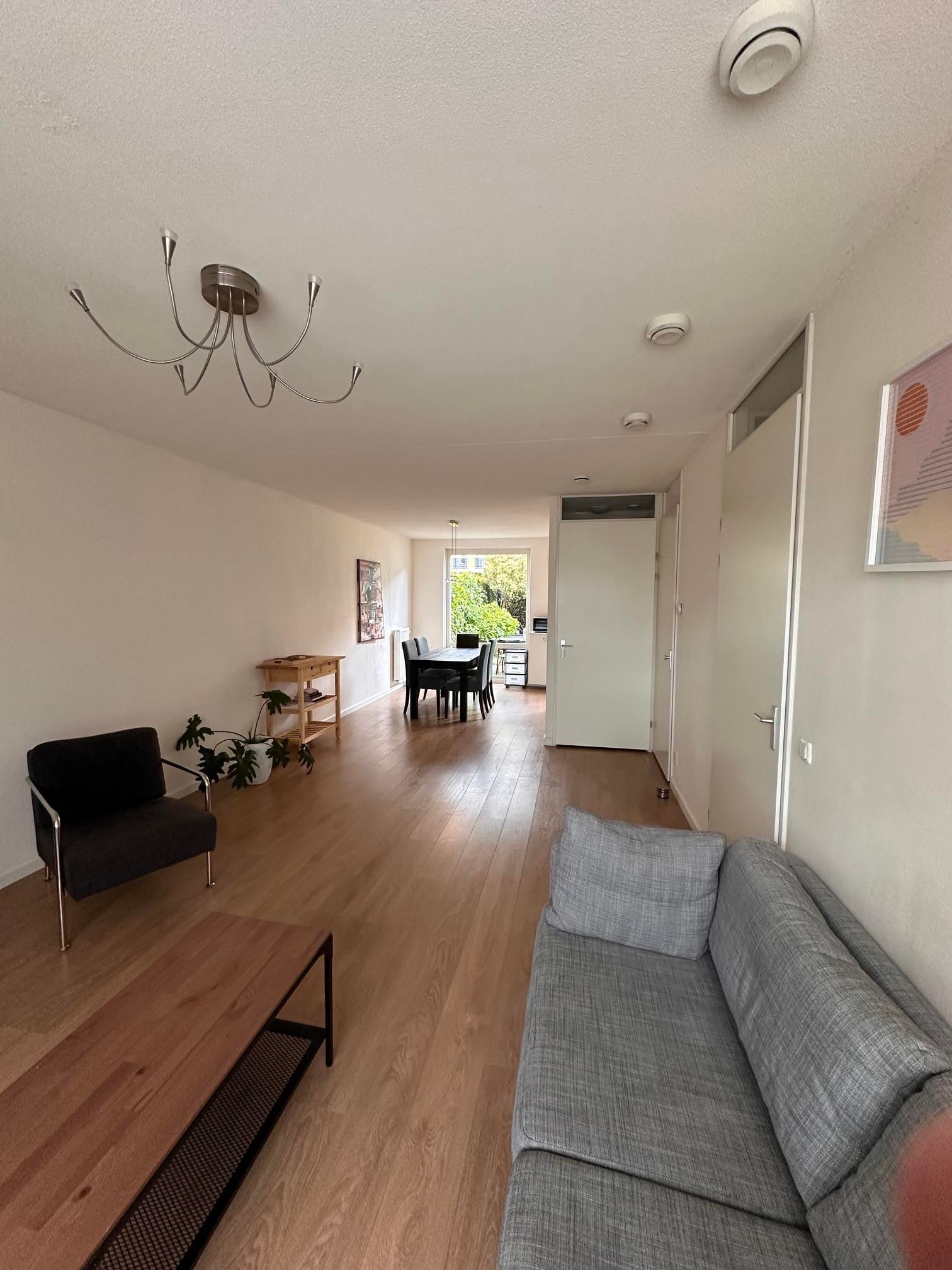 Tussenwoning te huur: Marconistraat 28, Maastricht