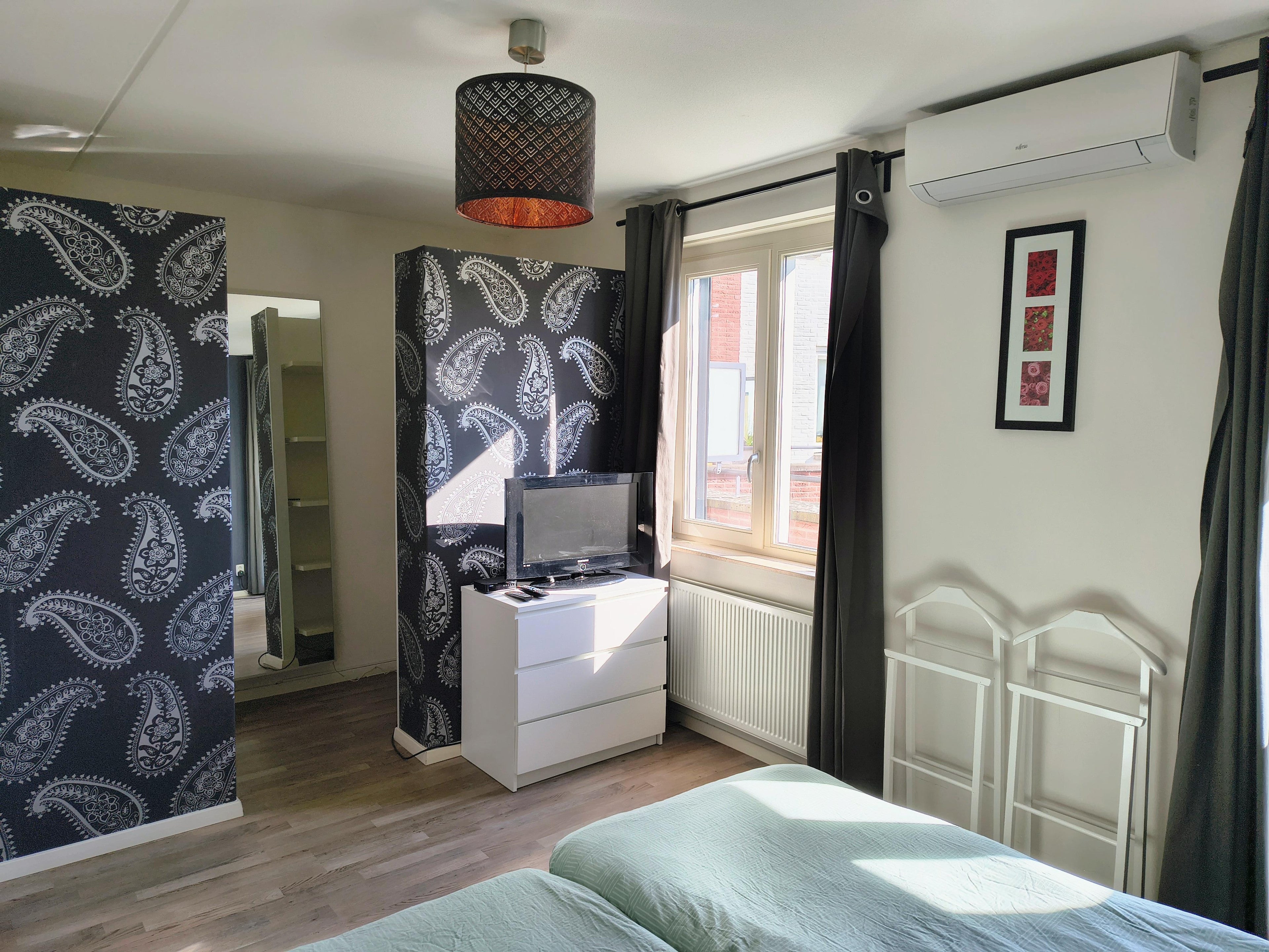 Tussenwoning te huur: Marconistraat 28, Maastricht